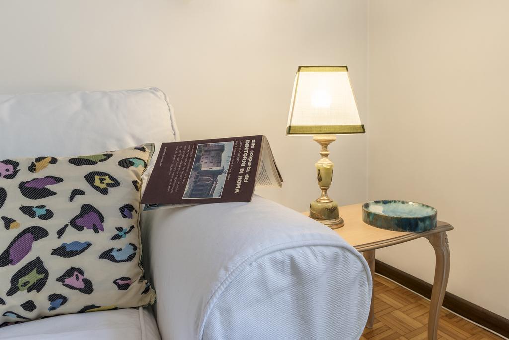 Flower'S Market Apartment - Charme Holidays Roma Eksteriør bilde