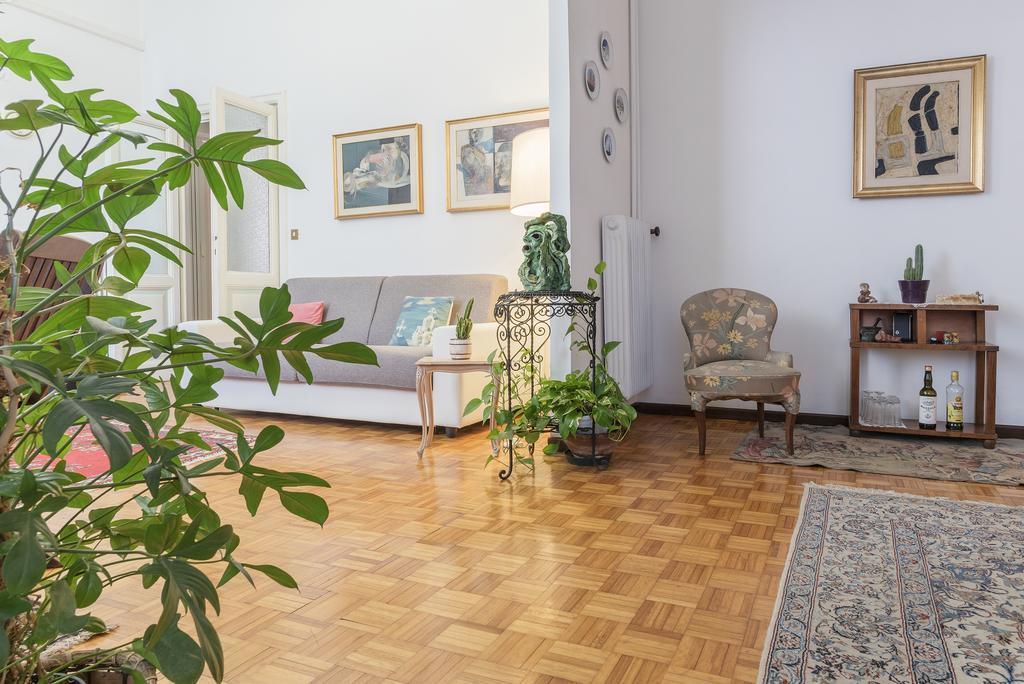 Flower'S Market Apartment - Charme Holidays Roma Eksteriør bilde